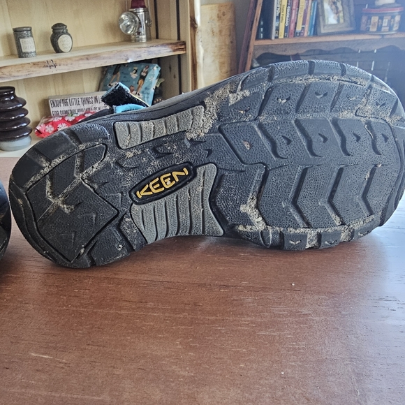 Keen Newport Retro Kids Sandals Tye Dye Water/Beach Shoes Size 2 - Picture 4 of 7